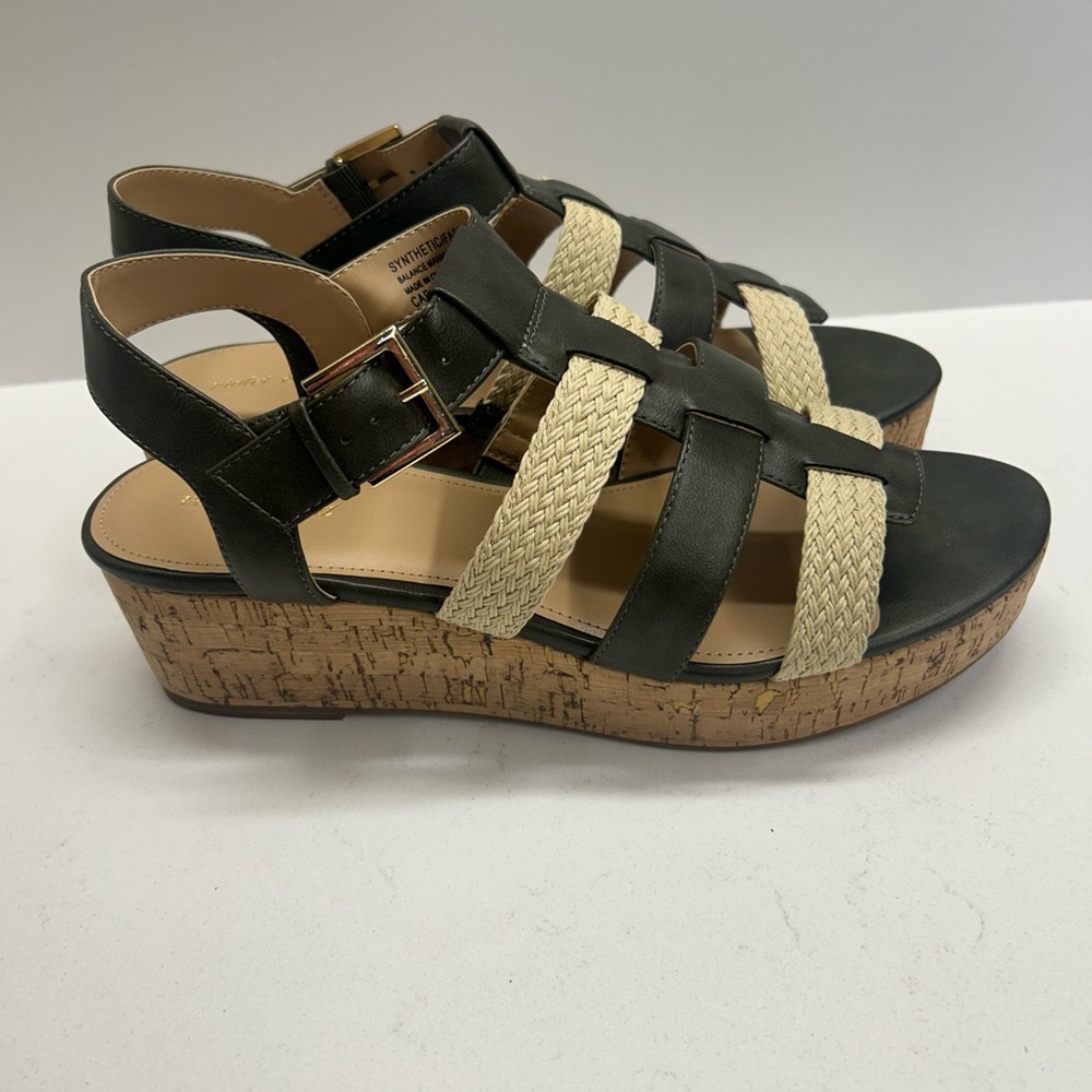 Violet‎ & Red Capree Woven Braided Wedge Sandals Size 11M